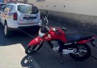PM flagra motociclista com R$ 13 mil em infrações e veículo irregular em Arceburgo