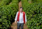 Edu Guedes visita Guaxupé e conhece os bastidores da produção de café