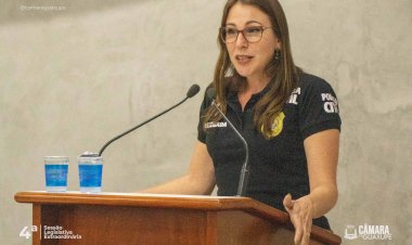 Delegada da Mulher usa tribuna da Câmara de Guaxupé para destacar a conquista do voto feminino no Brasil