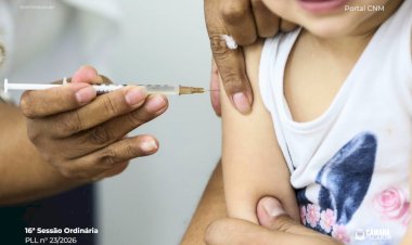 Projeto de lei garante vacinação domiciliar para pessoas com autismo em Guaxupé