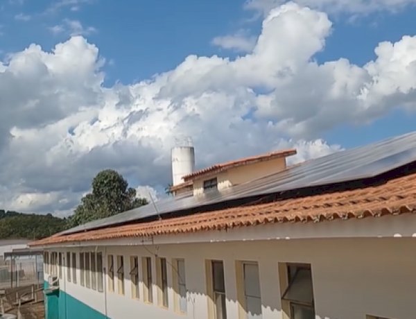 Em Nova Resende, Hospital Municipal Santa Rita passa a gerar energia solar e deve economizar até 70% na conta de luz