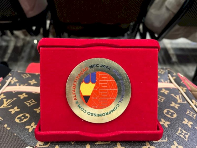 Guaxupé recebe Selo Ouro de Gestão em Educação e se destaca nacionalmente