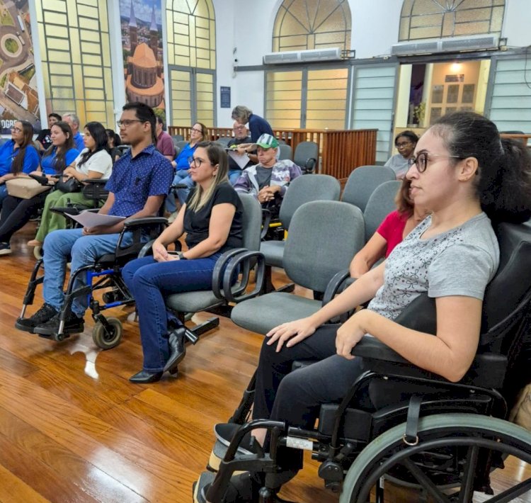 Câmara de Guaxupé promove audiência pública para discutir políticas voltadas a cadeirantes e pessoas com mobilidade reduzida