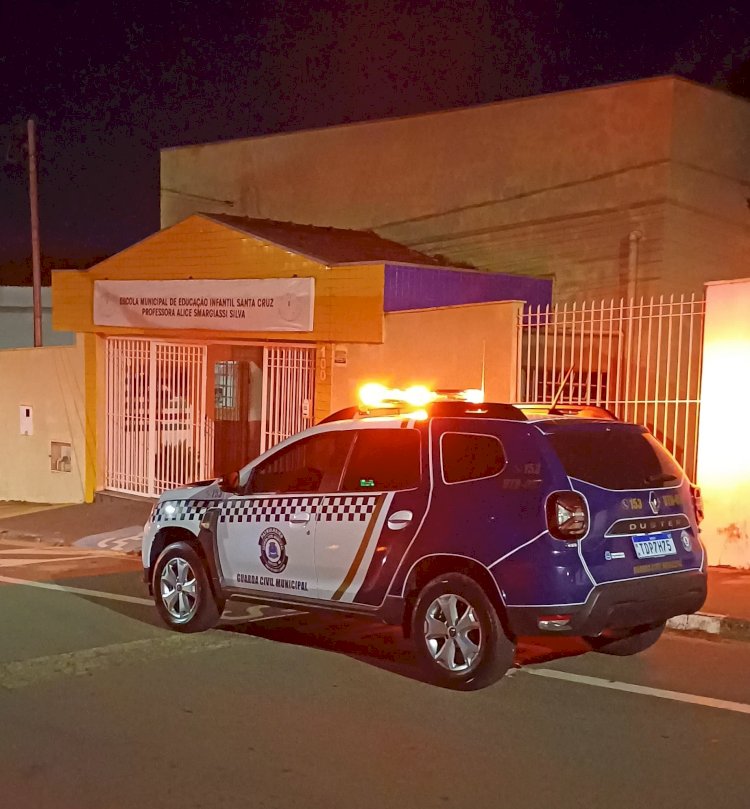 GCM de Guaxupé frustra furto e prende suspeito em escola do bairro Santa Cruz