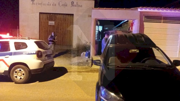Corpo em decomposição é encontrado em residência no distrito de Petúnia, em Nova Resende