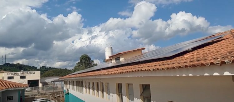 Em Nova Resende, Hospital Municipal Santa Rita passa a gerar energia solar e deve economizar até 70% na conta de luz