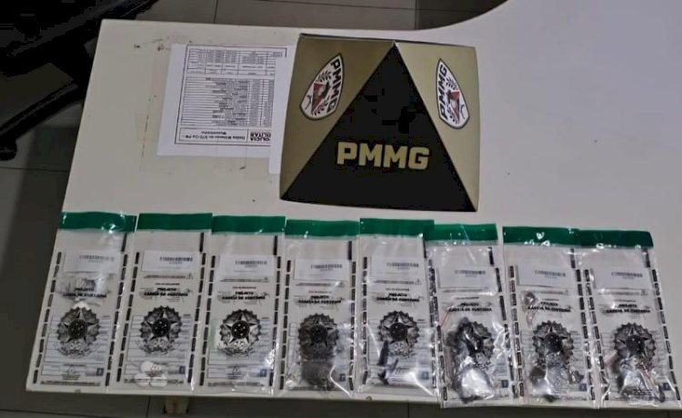 PM atira em pneu de carro para barrar fuga e prende jovem por tráfico em Muzambinho