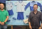 Itaju entrega uniformes aos alunos da Rede Municipal de Ensino