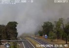 Incêndio em mata interdita rodovia SP-225 e mobiliza autoridades em Pederneiras