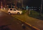 Dupla é presa após atropelar, fugir e bater carro no Lago Municipal de Bariri