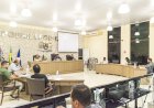 Primeira sessão ordinária do ano em Bariri tem pedido do prefeito aos vereadores, confusão em votação de requerimento, mudança no horário das sessões, aprovação de projetos e possível divisão entre dois grupos políticos