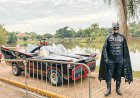 Encontro de Carros Antigos reúne modelos clássicos, Batmóvel e colecionadores de toda a região no Lago Municipal de Bariri
