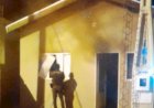Briga de casal termina com casa incendiada em Ibitinga