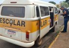 Fiscalização do Detran no transporte escolar autua um veículo irregular em Bariri