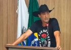 Vereador diz que vídeo viral em que aparece quebrando imagem de santa é antigo e confirma licença da Câmara de Torrinha para cuidar da saúde