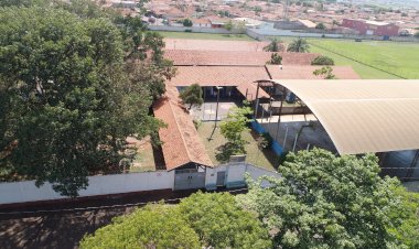 Escola Rosa Benatti continua sem adequação seis  meses após apontamentos do Tribunal de Contas