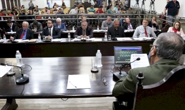 Câmara de Jaú derruba urgência de projeto que prevê  a volta dos rodeios no município; PM é acionada para conter embate entre manifestantes