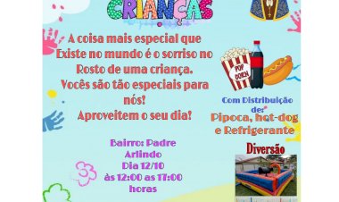 Voluntários de Itapuí promovem festa das crianças na praça pública no bairro Padre Arlindo
