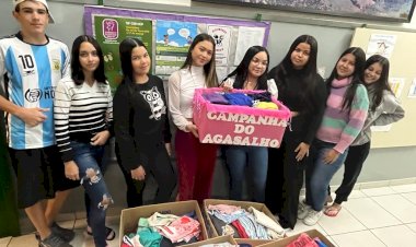 Grêmio Estudantil da Escola Erasto promove bazar beneficente em Itaju