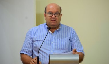 Pegoraro cita “crime de responsabilidade” após Executivo responder requerimento fora do prazo e com dados incompletos; aditamento milionário em licitação da merenda escolar levanta suspeitas em Bariri