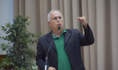 Mulheres denunciam vereador Auro Octaviani por discurso misógino e intolerância religiosa na Câmara de Agudos