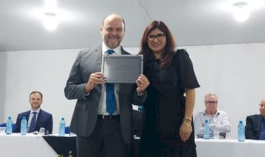 Deputado Ricardo Madalena é agraciado com o título de Cidadão Benemérito da Estância Turística de Ibitinga