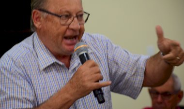 Presidente do conselho da Santa Casa de Bariri critica pacientes que reclamam do atendimento do hospital e condena veículos de imprensa que dão voz à população; fala tem repercussão negativa