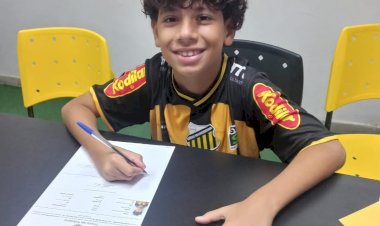 Miguel Marasato renova contrato e continua destaque na categoria sub-11 do Grêmio Novorizontino