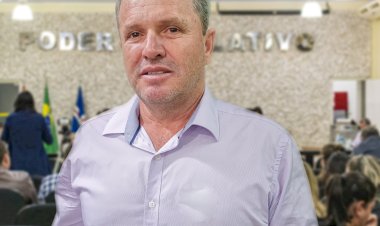 Vereador Julinho Devides resgata criança perdida na zona rural de Bariri