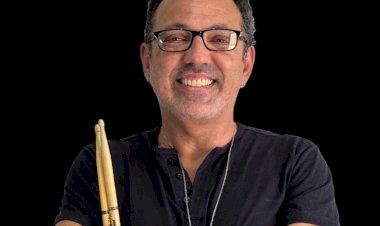 Márcio Camargo apresenta o show “TBT Hits” na Associação Escolinha de Skate de Bariri