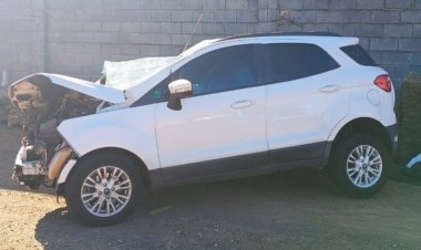 Colisão entre carro e caminhão seguida de capotamento mata criança de 4 anos no Dia das Mães