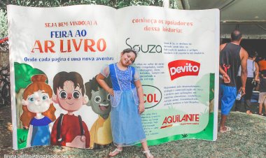 Bariri encerra a jornada da Feira Ao Ar Livro com recorde de público