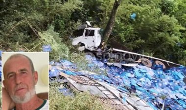 Jauense morre em grave acidente após carreta cair de ribanceira