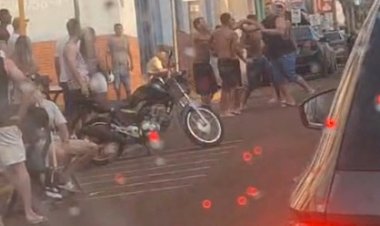 Proprietário de estabelecimento informa suspensão de shows ao vivo após briga generalizada no centro de Bariri