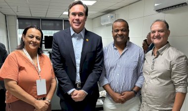 Juliano Maia cita “desdenho” e rebate fala de Cavera; Presidente da Câmara de Itapuí questionou requerimento sobre gastos de sua viagem com prefeita, vice e assessoras a Brasília