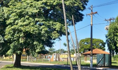 Diretoria de Esporte e Lazer retira cerca-viva da Praça da Juventude e CSU e anuncia outras medidas para conter furtos e vandalismo