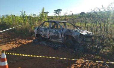 Corpo de idoso é encontrado dentro de carro carbonizado em Tabatinga
