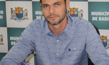 Taxa do Bombeiro criada por Paulo Araujo em 2017 volta a ser questionada pela Justiça; Vereador alerta para irregularidade há oito anos e advogado explica como os baririenses podem reverter o débito