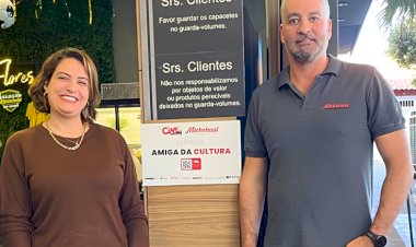 Michelassi recebe reconhecimento da Ativaz por apoio ao Cine Clubinho Bariri e anuncia nova parceria cultural