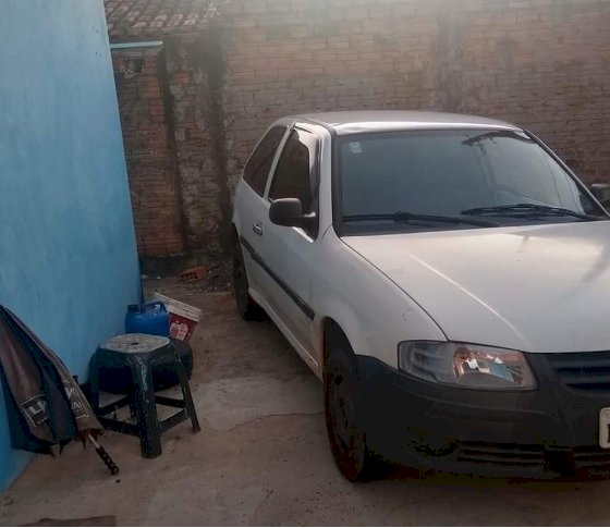 Motorista de aplicativo é assaltado e baleado em Agudos