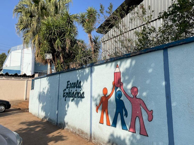 Alunos da Ephigênia denunciam infestação de pombos na escola; “Um cheiro insuportável”, diz estudante