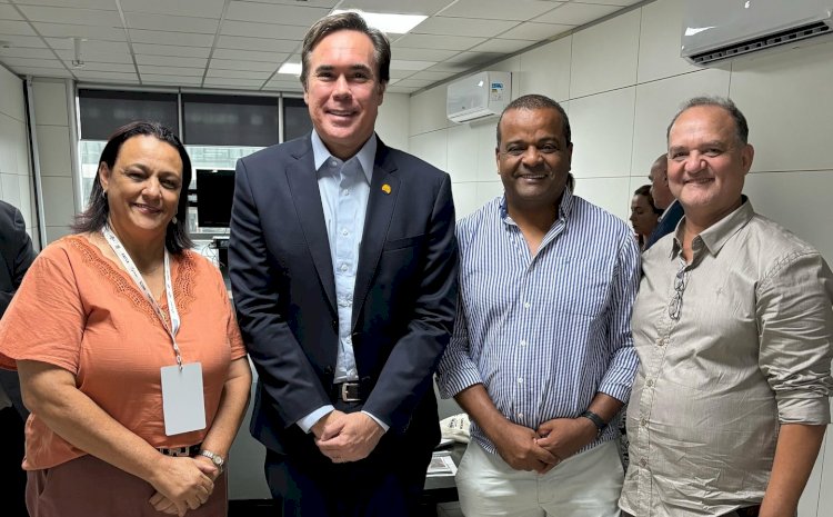 Juliano Maia cita “desdenho” e rebate fala de Cavera; Presidente da Câmara de Itapuí questionou requerimento sobre gastos de sua viagem com prefeita, vice e assessoras a Brasília