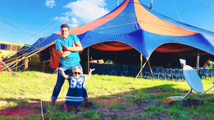 Dia do Circo: Artista itajuense conta sua trajetória na arte circense