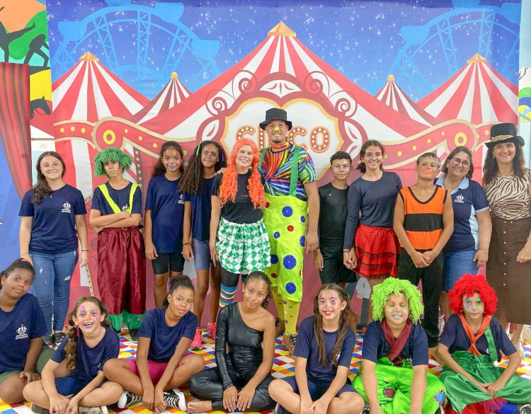 Escola Ephigênia celebra Semana do Circo com espetáculos, poesia e muitas atrações
