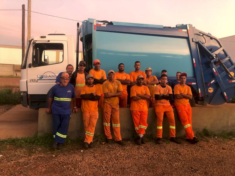 Funcionários da coleta de lixo paralisam atividades por um dia para reivindicar melhores condições de trabalho em Bariri