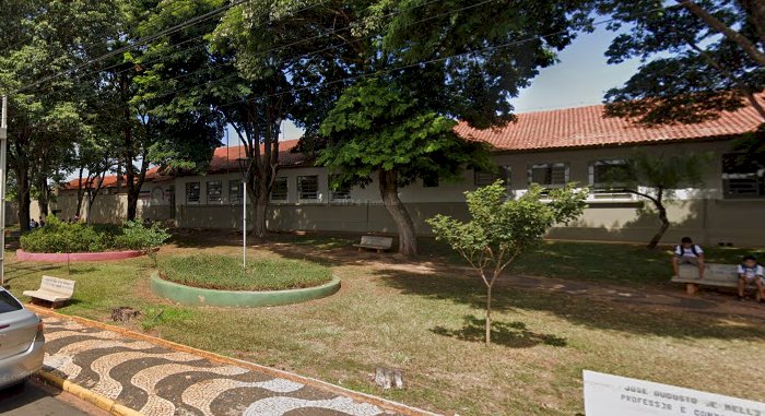Professores de Itaju denunciam três anos de defasagem salarial, cobram reajuste do governo Jerri-Pegorin e acionam Justiça para acerto de valores retroativos
