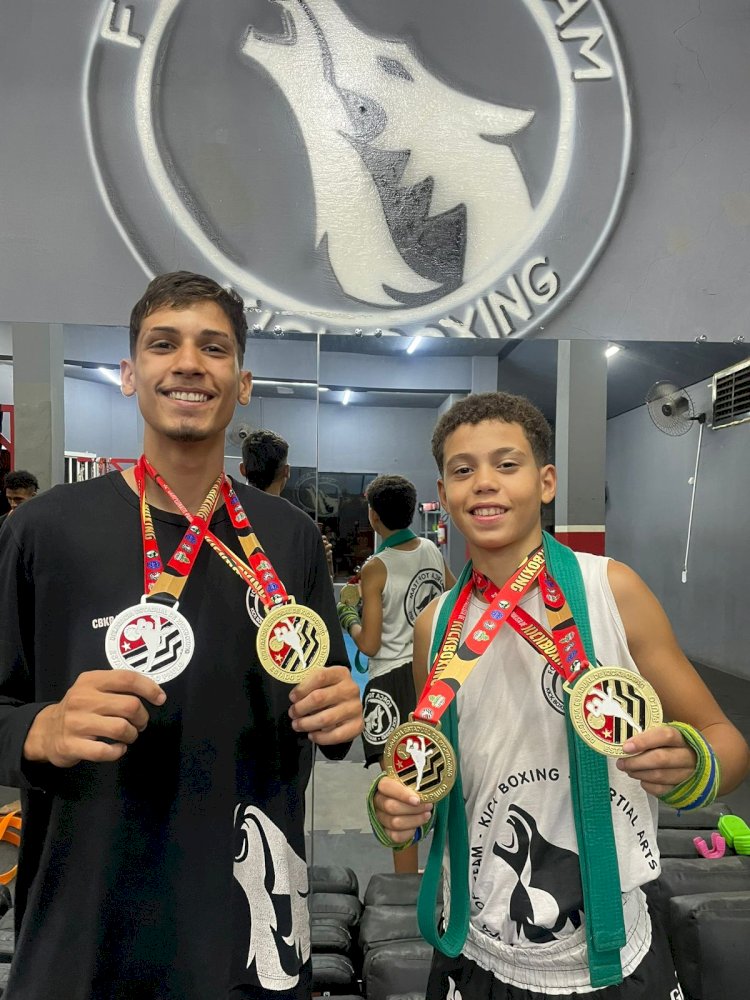 Jovens baririenses conquistam 7 medalhas no Paulistão de Kickboxing e se preparam para o Campeonato Brasileiro em Brasília