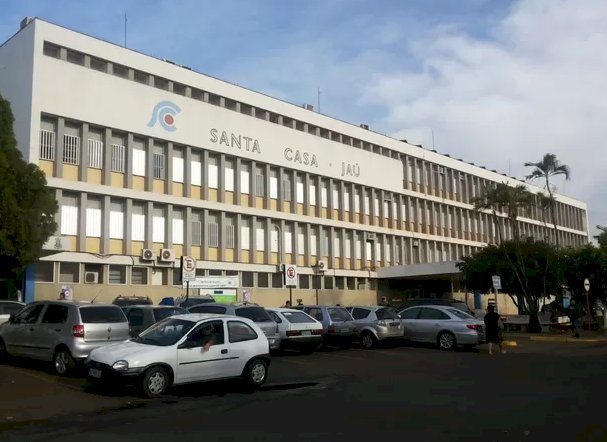 Surto de gripe: Santa Casa de Jaú sofre superlotação em UTIs, aluga respiradores e aciona Cross