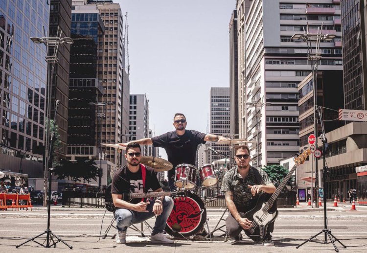 Itapuí retoma tradição de 40 anos do festival “Rock in Bica”, com três dias de shows na Prainha Municipal