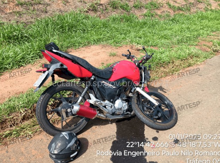 PM morre em colisão de moto com carreta na Jau-Brotas